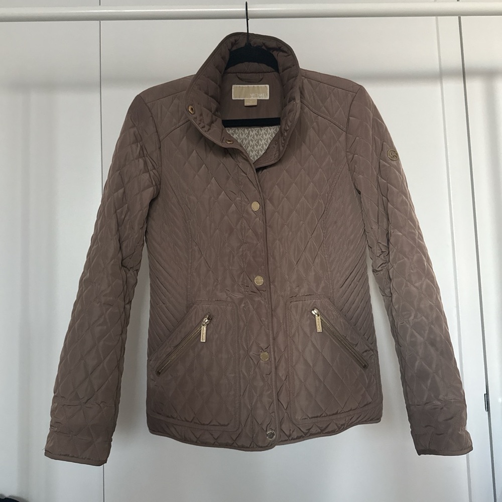 Michael Kors Women’s XS Quilted Jacket - Tan/Brown in excellent condition
